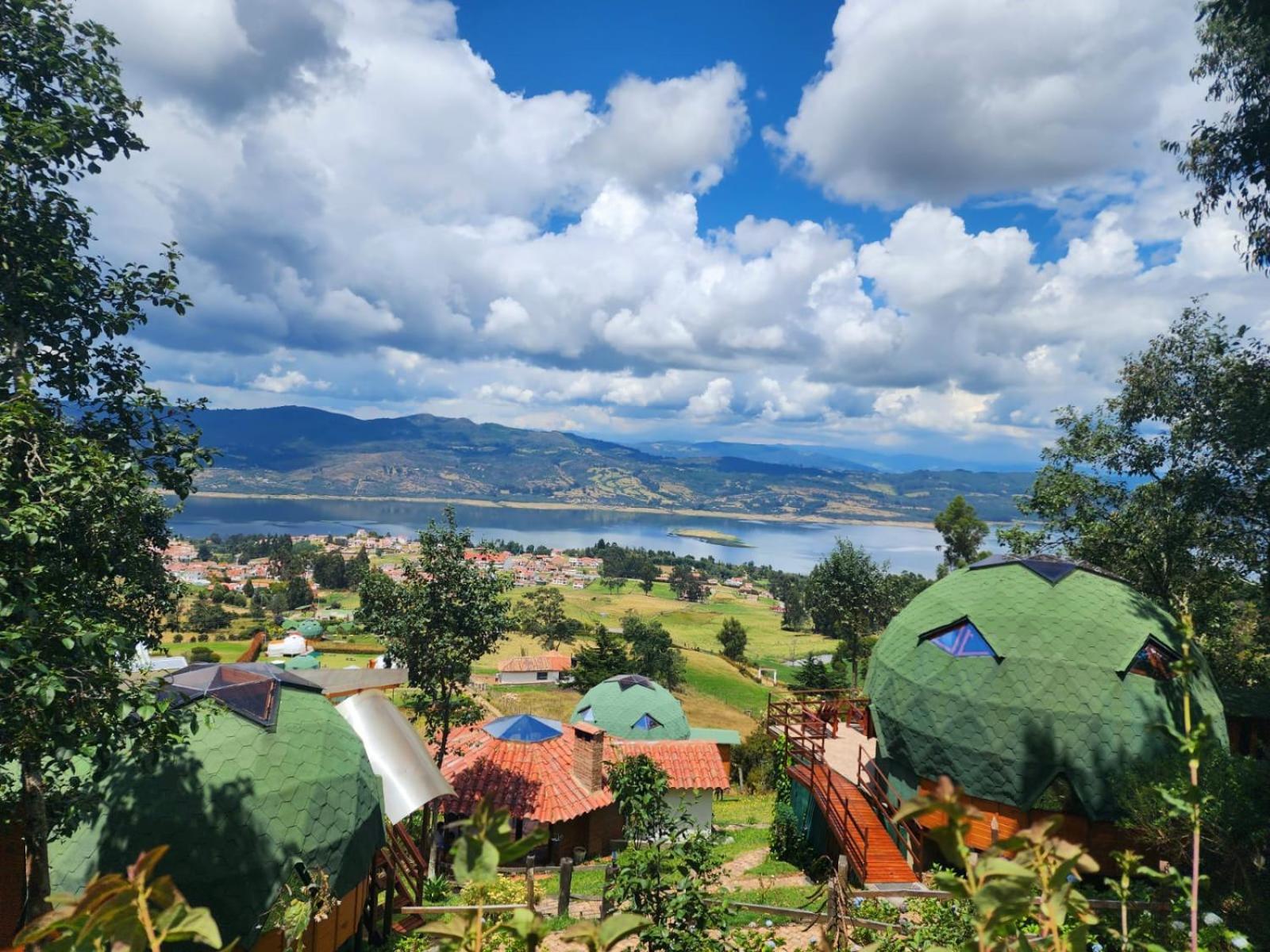 מלון גוואטביטה Glamping Sede Campestre Mirador De Pueblo Viejo מראה חיצוני תמונה
